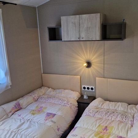 Mobil Home 8 Couchages Dans Camping 4 Etoiles A Pont Aven 29930 Exteriér fotografie