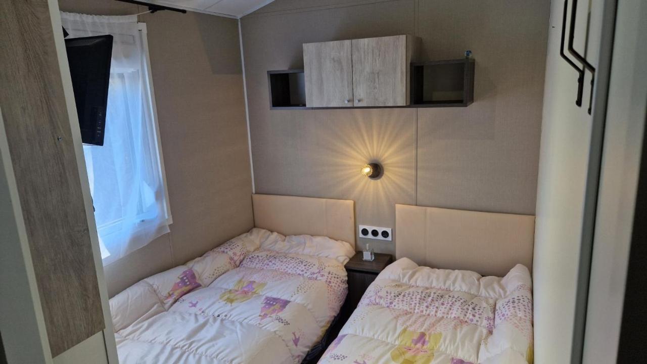 Mobil Home 8 Couchages Dans Camping 4 Etoiles A Pont Aven 29930 Exteriér fotografie
